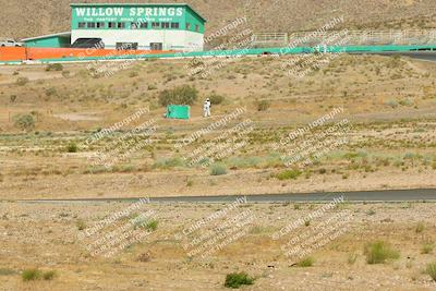 media/Jun-01-2025-CalClub SCCA (Sun) [[eae223c5dd]]/Group 5/Qualifying/